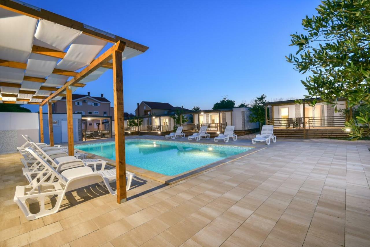 Bungalov Medanic - Private Pool Privlaka  Exterior foto